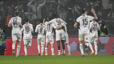 Trabzonspor, Süper Lig'de Başakşehir'i Konuk Edecek: Şampiyonluk İddiası İçin Kritik Maç