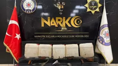 Uyuşturucu Operasyonunda Büyük Miktarda Madde Ele Geçirildi, 3 Şüpheli Tutuklandı