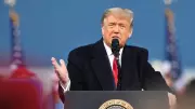 ABD'de Trump'a destek düşüşte: Ekonomi ve göç politikalarına güven azaldı