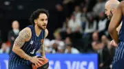 Anadolu Efes'te Shane Larkin 145 Gün Sonra Parkeye Döndü