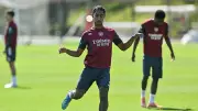 Arsenal, 16 Yaşındaki Yetenek Marli Salmon ile Ön Sözleşme İmzaladı