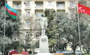 Azerbaycan'daki Atatürk Heykeli ve Türkiye-Azerbaycan Dostluğu