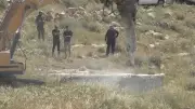 Batı Şeria'da İsrailliler baba ve oğlunu darp etti: 2 yaralı