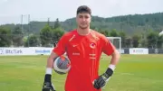 Beşiktaş'ta kaleci rotasında iki yerli alternatif: Deniz Ertaş ve Muhammed Şengezer
