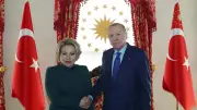 Cumhurbaşkanı Erdoğan, Rusya Federasyon Konseyi Başkanı Matviyenko'yu Dolmabahçe'de Ağırladı