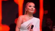 Demet Akalın Konserinde Yakışıklı Hayranına Yaptığı Yorum Olay Oldu