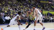 Euroleague'de Fenerbahçe Play-Off'u Garantiledi, Hafta Sonuçları Açıklandı