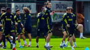 Fenerbahçe'de Mert Hakan Yandaş Antrenmanda! Tahliye Sonrası Takımla Çalıştı