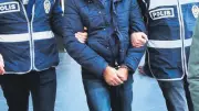 FETÖ Operasyonu: 12 İlde 17 Şüpheli Yakalandı, 15'i Kamu Doktoru