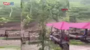 Osmaniye'nin yüksek kesimlerinde dolu ve sağanak yağış etkili oldu
