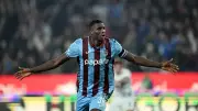 Trabzonspor'da Onuachu Şoku: Gol Makinesi Sakatlandı, Alanya Maçından Çıkarıldı