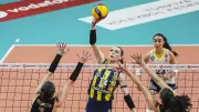 VakıfBank Şampiyonluğa Yakın, Fenerbahçe Seriyi Uzatmak İçin Zorlu Maça Çıkıyor