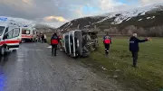 Van'da Korkunç Kaza: Minibüs Takla Attı, 11 Kişi Yaralandı