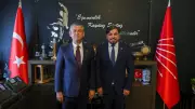 Özgür Özel'den 43 suç kaydı bulunan Arif Kocabıyık'a rozet