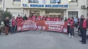 İzmir'de CHP'li Belediyelerde İşçi ve Memur Eylemleri: Maaş ve Tazminat Krizi Derinleşiyor