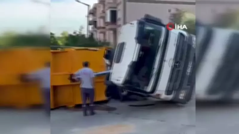 Edirne'de Hafriyat Kamyonu Damperini Kaldırınca Devrildi
