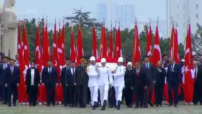 19 Mayıs töreni Anıtkabir'de yapıldı