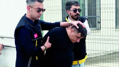 Adana'da 5 Bin Lira Borç Cinayeti: Kuzenini Bıçaklayan Katil Sınırda Yakalandı