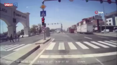 Ankara'da kırmızı ışıkta geçen yayaya otobüs çarptı: 1 ölü