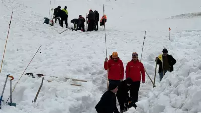Artvin'de çığ altında kaybolan çoban Bülent Gezer için arama yeniden başladı