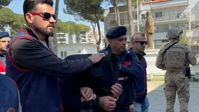 Aydın'da evlat dehşeti: Annesini odunla öldüren oğlunun kanlı montu ortaya çıktı