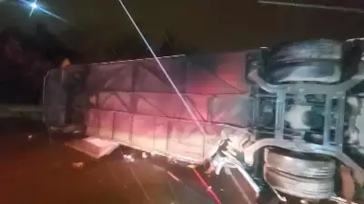 Balıkesir'de Yolcu Otobüsü Devrildi: Çok Sayıda Yaralı Var!