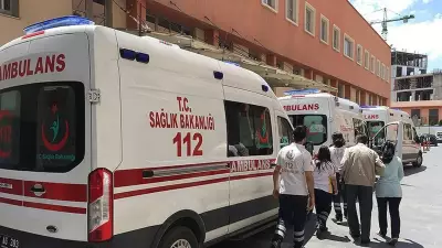 Batman'da İki Araç Çarpıştı: 8 Yaralı Hastaneye Kaldırıldı