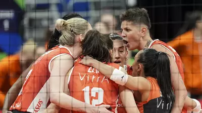 CEV Şampiyonlar Ligi'nde Türk finali: Eczacıbaşı Dynavit - VakıfBank