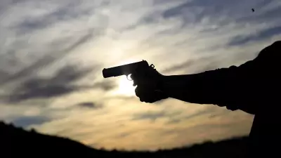 Cide'de havaya ateş açan şahsın kurşunu duvardan sekip bir kişiyi ağır yaraladı
