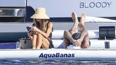 David Beckham ve Victoria Beckham Ailece İspanya Tatilinde