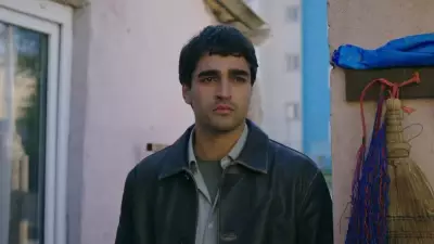 Delikanlı 6. Bölüm Yayında: Dila ve Miran Karşı Karşıya!