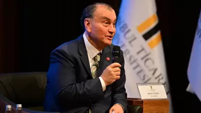 İş Dünyası Okuyor etkinliğinde Murat Ülker öğrencilerle buluştu