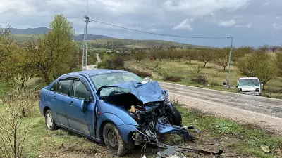 Elazığ'da feci kaza: 1 kişi öldü, 2 kişi yaralandı