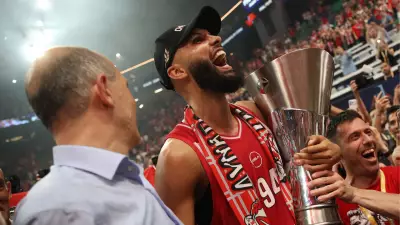 Euroleague Şampiyonu Olympiakos Kupasını Aldı, Fournier MVP