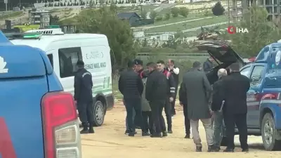 Gaziantep'te lüks araçta bir kişi başından vurulmuş halde ölü bulundu