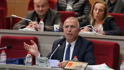 Gaziemir Belediyesi'nde bankamatik çalışan iddiaları meclisi karıştırdı