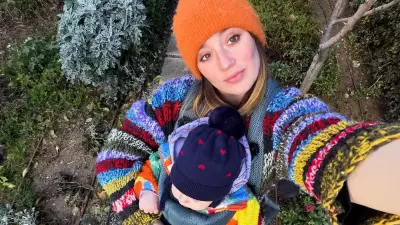 Gizem Karaca'nın kızı Yaz'ın gülüşü sosyal medyayı salladı!