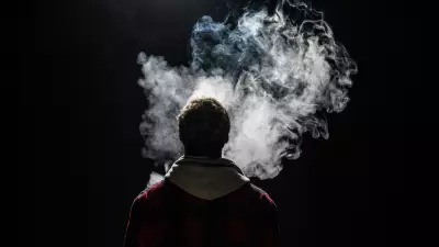 Kalpten genç ölümleri artıyor! Elektronik sigaraların içinde ne var?