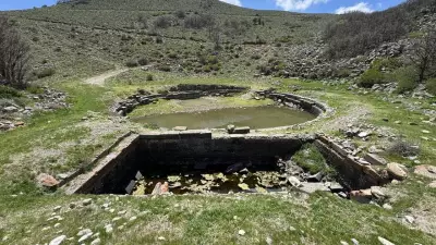 Karaman'daki Antik Havuz ve Tarihi Yapılar Ziyaretçilerini Bekliyor