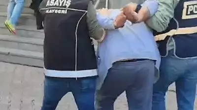 Kayseri'de 30 yıl hapis cezasıyla aranan iki firari yakalandı