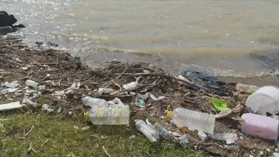 Koçköprü Barajı'nda çöp kirliliği tehlike saçıyor