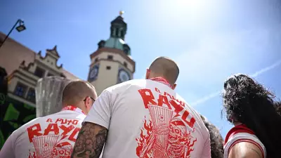 Konferans Ligi finaline taraftarlardan büyük ilgi! Leipzig renkli görüntülere sahne oldu