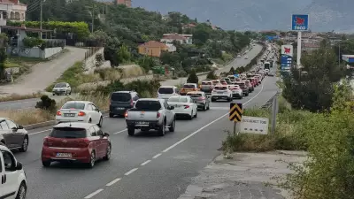 Kurban Bayramı Tatilinde Muğla'da 22 Kilometrelik Trafik Kuyruğu