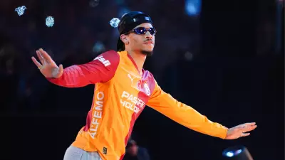 Leroy Sane, Galatasaray Şampiyonluk Kutlamasında Tarkan'ın Dudu Şarkısıyla Sahneye Çıktı