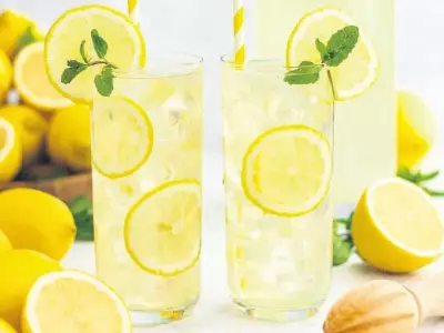 Limonata Mevsimi: Yaz Sıcaklarının Ferahlatıcı Lezzeti