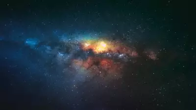 M88 Galaksisi Dev Kara Deliğe Doğru Sürükleniyor
