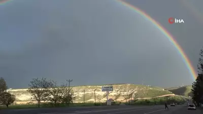 Malatya'da Yağmur Sonrası Gökkuşağı Görsel Şölen Sundu