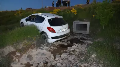 Nevşehir'de köpeğe çarpmamak için kaza: Anne ve bebek yaralandı
