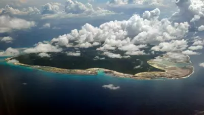 North Sentinel Adası'nın İzole Kabilesi: Adaya Yaklaşanı Oklarla Karşılıyorlar
