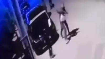Oğluyla kavga eden çocuğu öldüresiye döven baba kamerada